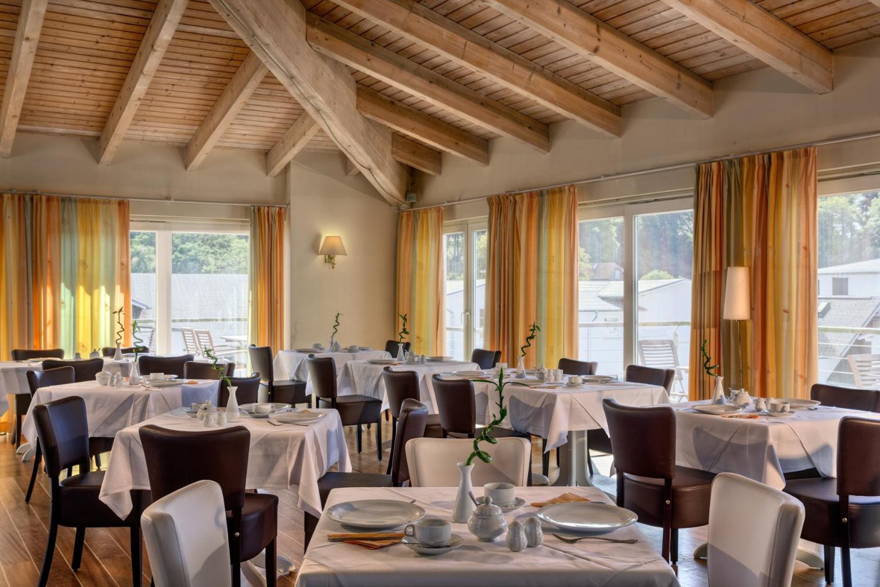 Hotel Vier Jahreszeiten Binz - Adults Only Zewnętrze zdjęcie